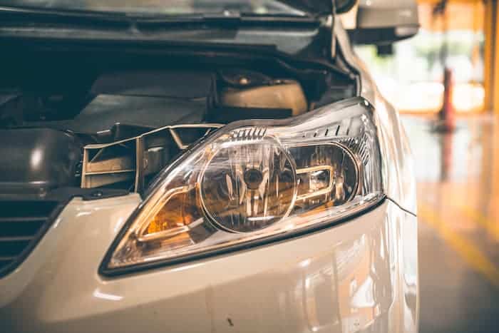 5 Defects in modern car headlights you should know and repair