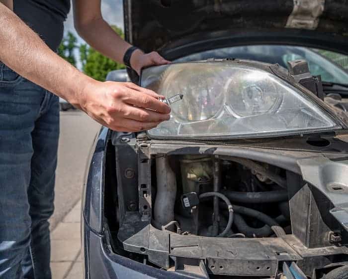 How Much Do Dealers Charge to Change Headlight Bulb 