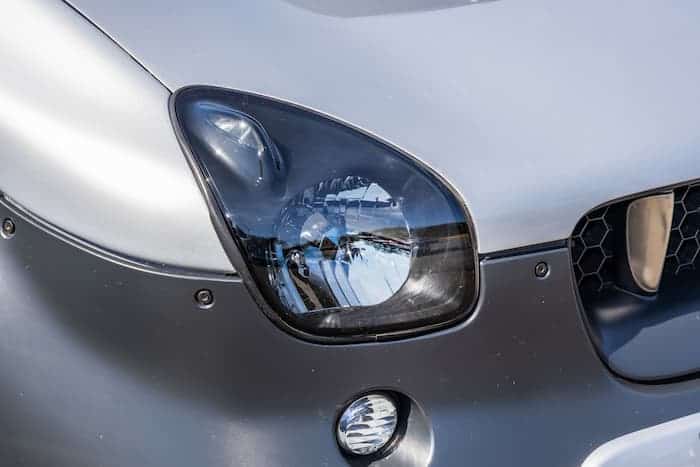 How to replace headlights on Kia