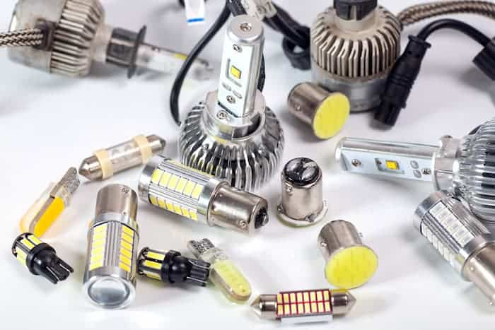 What Is the difference between H3 vs H11 bulbs